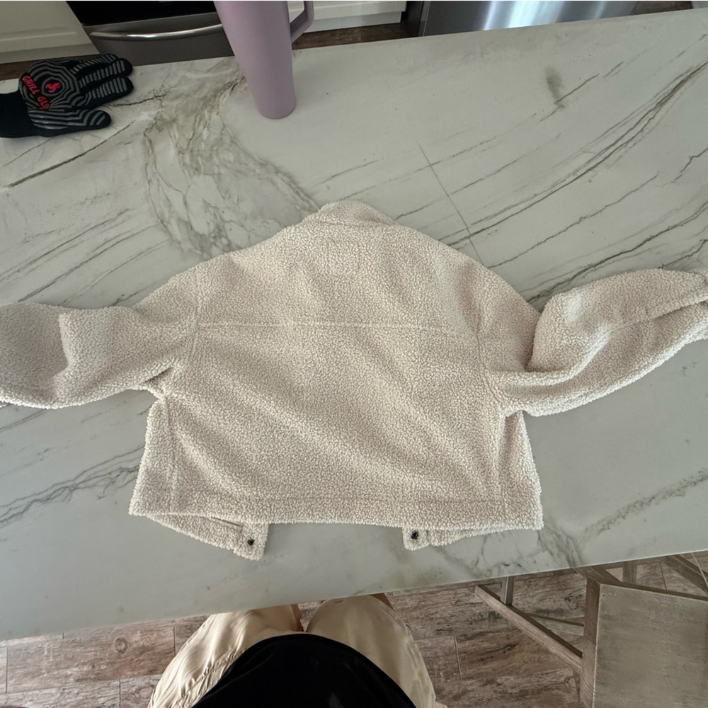 Abercrombie & Fitch Beige Sherpa Jacket - Picture 8 of 8